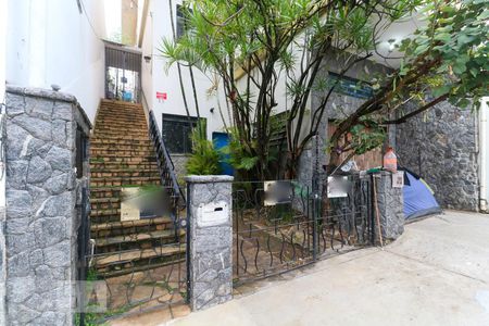 Casa à venda com 357m², 3 quartos e 3 vagasFachada