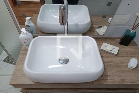 Casa à venda com 100m², 2 quartos e 1 vaga Casa à venda com 100m², 2 quartos e 1 vagaBanheiro 1