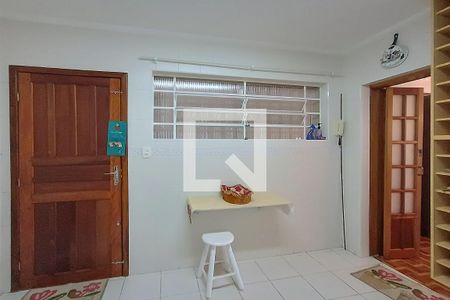 Casa à venda com 100m², 2 quartos e 1 vaga Casa à venda com 100m², 2 quartos e 1 vagaCozinha