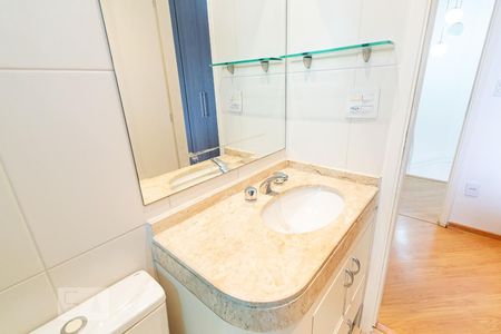 Apartamento à venda com 280m², 3 quartos e 4 vagasBanheiro da Suíte 2