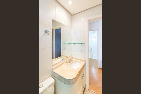 Apartamento à venda com 280m², 3 quartos e 4 vagasBanheiro da Suíte 2