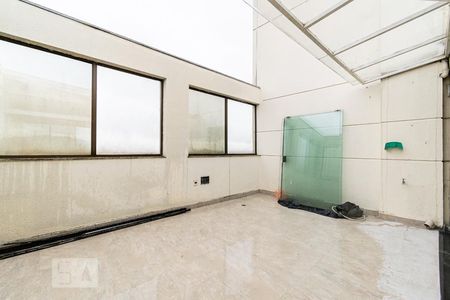 Apartamento à venda com 280m², 3 quartos e 4 vagasCobertura
