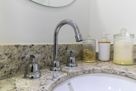 Apartamento à venda com 70m², 3 quartos e 2 vagasBanheiro social