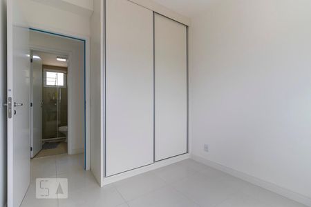 Apartamento à venda com 70m², 3 quartos e 2 vagasQuarto 2