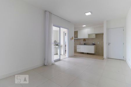 Sala de apartamento à venda com 3 quartos, 70m² em Ponte Preta, Campinas