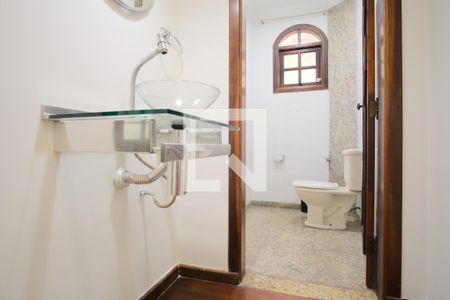 Lavabo 1 de casa à venda com 8 quartos, 300m² em Tatuapé, São Paulo