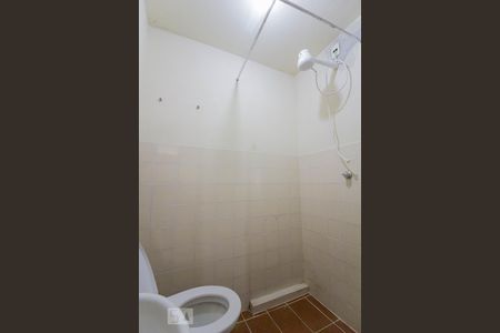 Banheiro de kitnet/studio à venda com 1 quarto, 25m² em Jardim Guanabara, Rio de Janeiro