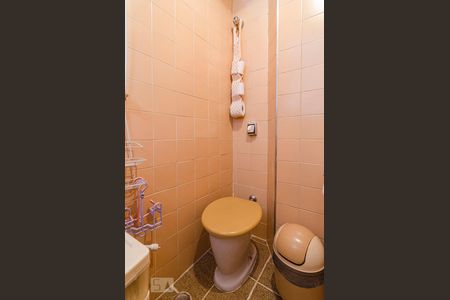 Apartamento à venda com 57m², 2 quartos e sem vagaBanheiro de serviço