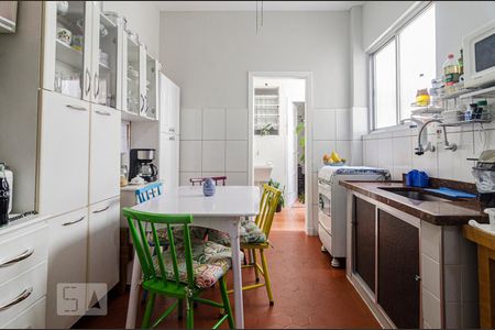 Apartamento à venda com 57m², 2 quartos e sem vagaCozinha