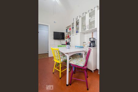 Apartamento à venda com 57m², 2 quartos e sem vagaCozinha