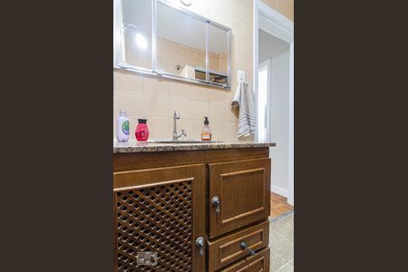 Apartamento à venda com 57m², 2 quartos e sem vagaBanheiro