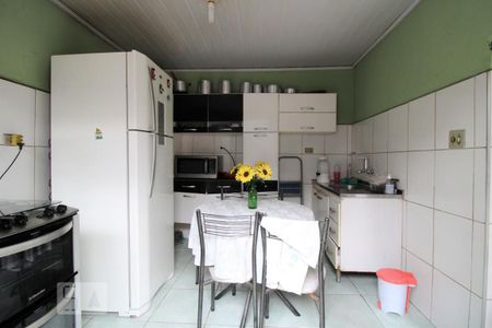 Casa à venda com 270m², 2 quartos e 2 vagasCozinha