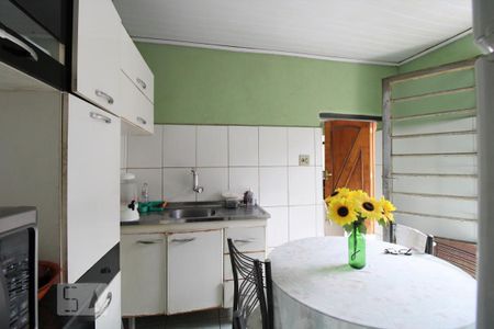 Casa à venda com 270m², 2 quartos e 2 vagasCozinha