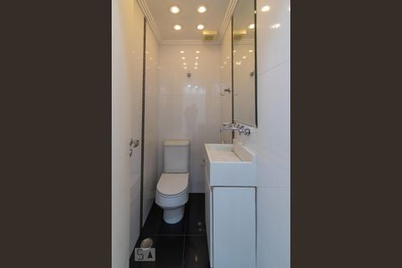 Banheiro de apartamento para alugar com 1 quarto, 49m² em Vila Andrade, São Paulo