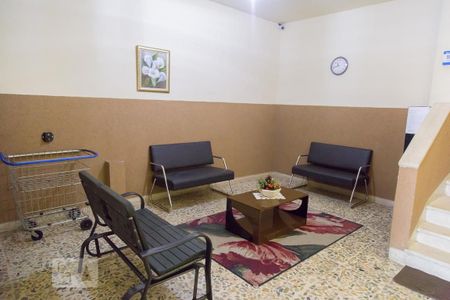 Apartamento à venda com 100m², 2 quartos e sem vagaHall de Entrada