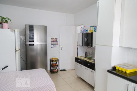 Apartamento à venda com 100m², 2 quartos e sem vagaCozinha