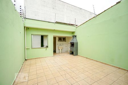 Casa à venda com 150m², 3 quartos e 2 vagasQuintal