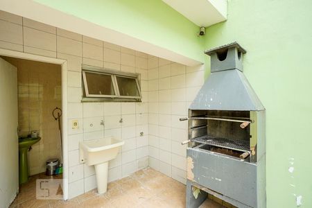 Casa à venda com 150m², 3 quartos e 2 vagasÁrea de serviço