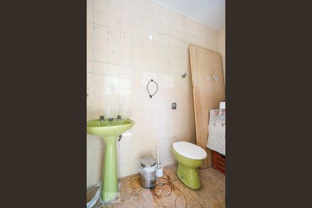 Casa à venda com 150m², 3 quartos e 2 vagasBanheiro de serviço