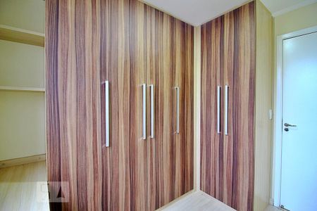 Quarto 2 de apartamento para alugar com 3 quartos, 69m² em Parque São Vicente, Mauá