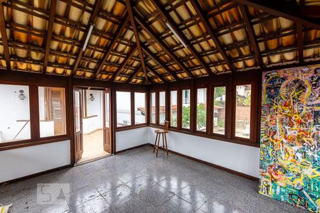 Casa de condomínio à venda com 362m², 4 quartos e 2 vagas Casa de condomínio à venda com 362m², 4 quartos e 2 vagasAnexo da Suíte 2