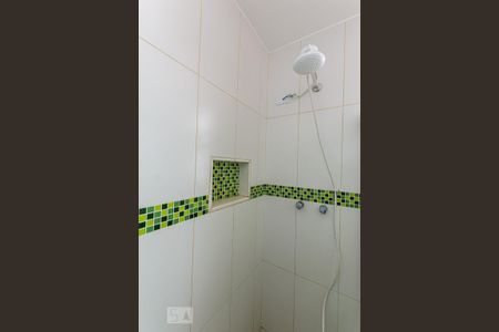 Casa de condomínio à venda com 362m², 4 quartos e 2 vagas Casa de condomínio à venda com 362m², 4 quartos e 2 vagasBanheiro da Suíte 2
