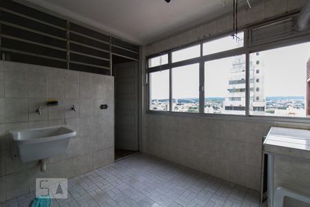 Apartamento para alugar com 110m², 4 quartos e 1 vaga Apartamento para alugar com 110m², 4 quartos e 1 vagaÁrea de serviço