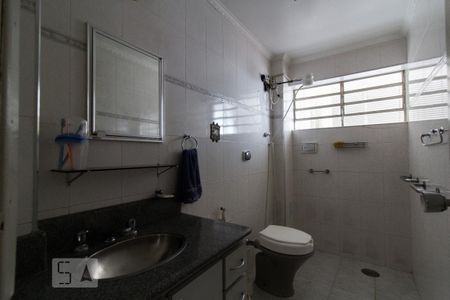 Apartamento para alugar com 110m², 4 quartos e 1 vaga Apartamento para alugar com 110m², 4 quartos e 1 vagaBanheiro