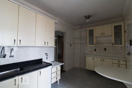 Apartamento para alugar com 110m², 4 quartos e 1 vaga Apartamento para alugar com 110m², 4 quartos e 1 vagaCozinha