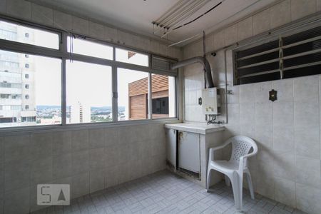 Apartamento para alugar com 110m², 4 quartos e 1 vaga Apartamento para alugar com 110m², 4 quartos e 1 vagaÁrea de serviço