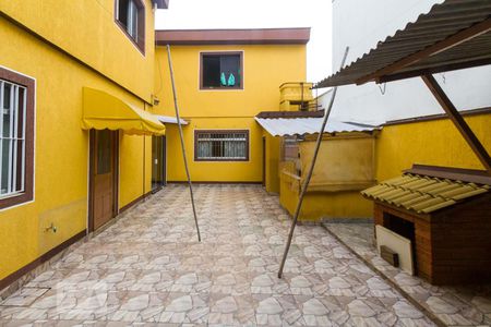 Casa à venda com 300m², 3 quartos e 6 vagasQuintal