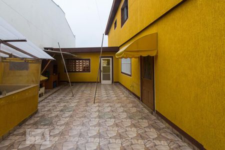 Casa à venda com 300m², 3 quartos e 6 vagasQuintal