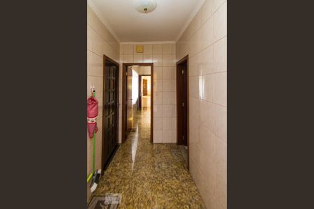 Casa à venda com 300m², 3 quartos e 6 vagasCorredor