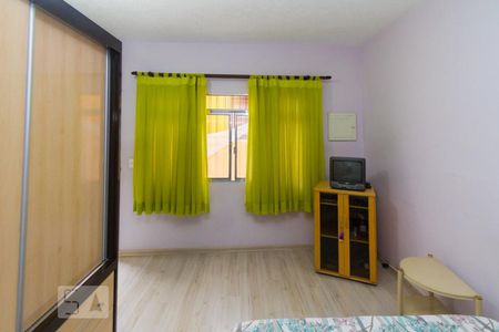 Casa à venda com 300m², 3 quartos e 6 vagasQuarto da Edícula