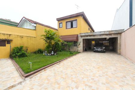 Casa à venda com 300m², 3 quartos e 6 vagasGaragem