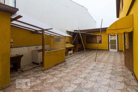Casa à venda com 300m², 3 quartos e 6 vagasQuintal