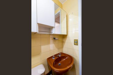 Banheiro de apartamento para alugar com 1 quarto, 49m² em Vila Clementino, São Paulo