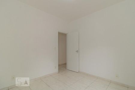Quarto  de casa para alugar com 1 quarto, 50m² em Marechal Hermes, Rio de Janeiro
