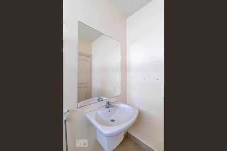 Casa à venda com 400m², 4 quartos e 3 vagasBanheiro da suíte 2