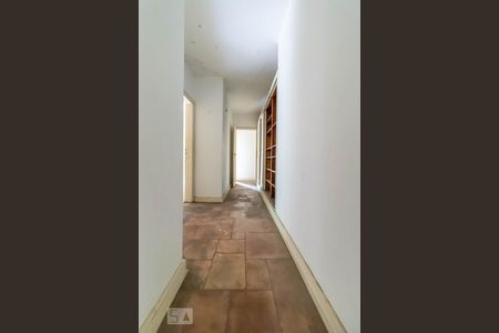 Casa à venda com 400m², 4 quartos e 3 vagasCorredor