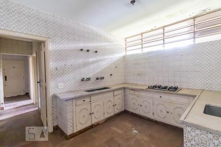 Casa à venda com 400m², 4 quartos e 3 vagasCozinha