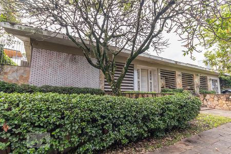 Casa à venda com 400m², 4 quartos e 3 vagasFachada