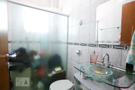 Casa à venda com 100m², 2 quartos e 2 vagasBanheiro 2