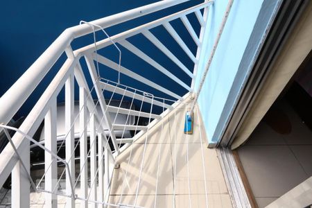 Casa à venda com 100m², 2 quartos e 2 vagasSacada do Quarto 1 