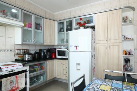 Casa à venda com 100m², 2 quartos e 2 vagasCozinha