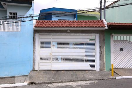 Casa à venda com 100m², 2 quartos e 2 vagasFachada