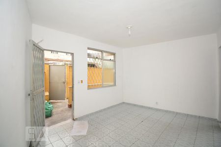 Sala de casa para alugar com 2 quartos, 75m² em Irajá, Rio de Janeiro