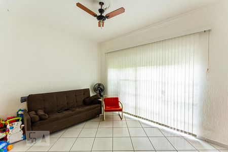 Sala de casa para alugar com 3 quartos, 140m² em São Lourenço, Niterói