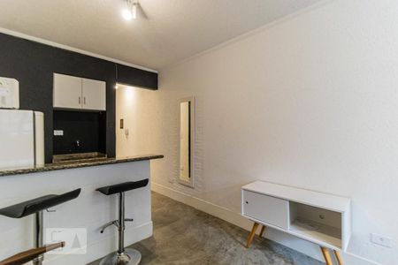 Sala de kitnet/studio para alugar com 1 quarto, 27m² em Consolação, São Paulo