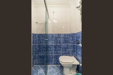 Banheiro de kitnet/studio para alugar com 1 quarto, 27m² em Consolação, São Paulo